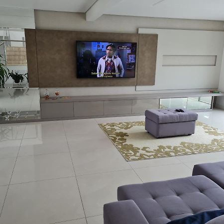 Lux House - Natureza - Piscina - Alto Padrao. Nova Trento Dış mekan fotoğraf