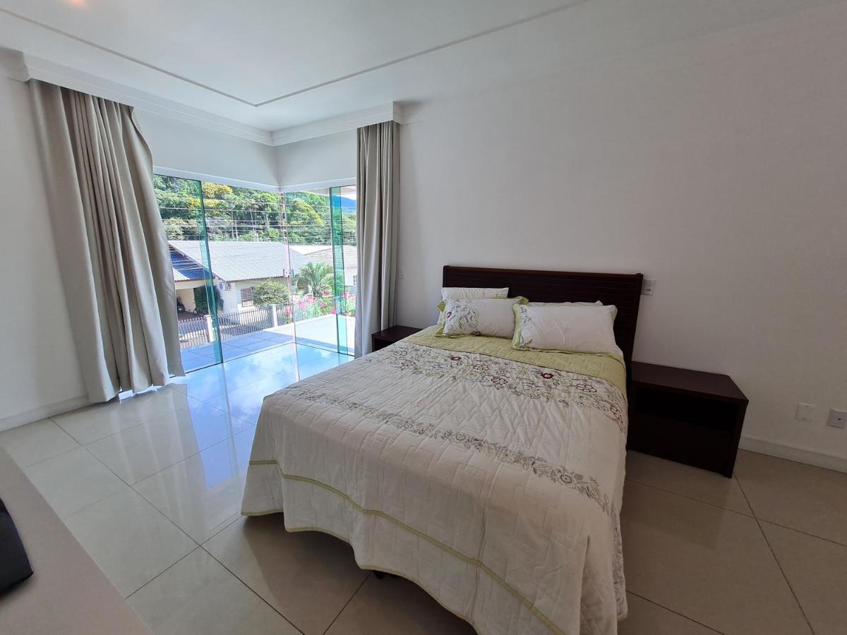 Lux House - Natureza - Piscina - Alto Padrao. Nova Trento Dış mekan fotoğraf